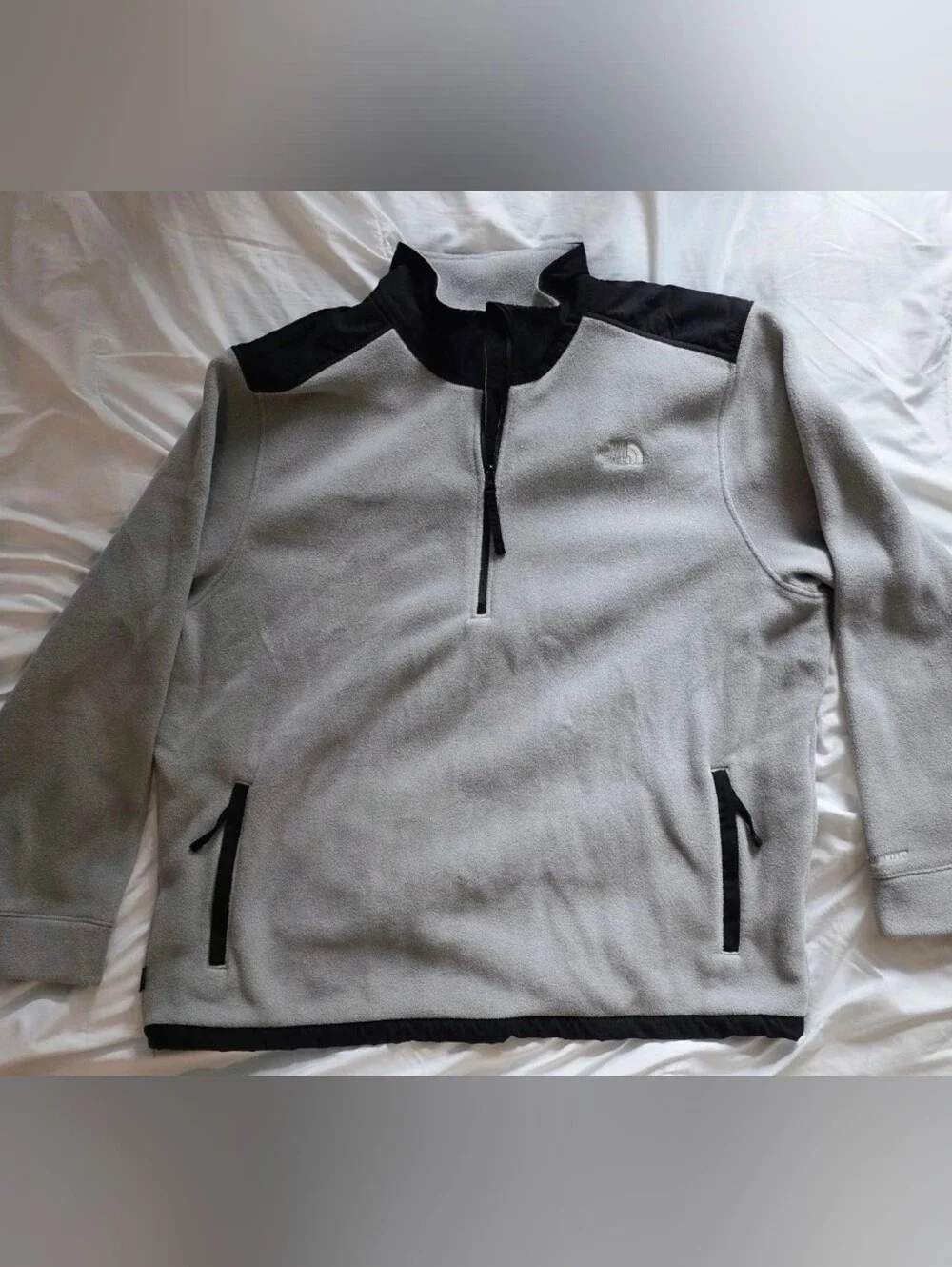 The North Face Mens Polartec 200 Gray/Black Quarter-Zip Fleece Pullover XXL NWOT